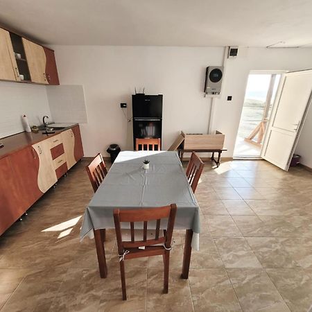 Cabana Varad Coronini Moldova Veche エクステリア 写真